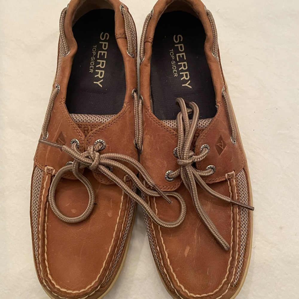 Sperry topsides